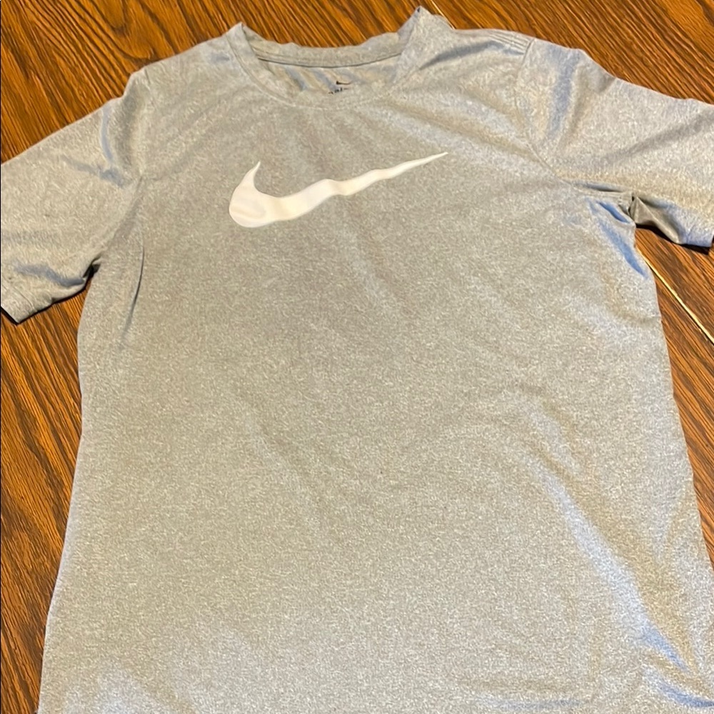 Nike Gray Men's T-Shirt